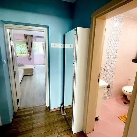 Location !!free Parking!! 