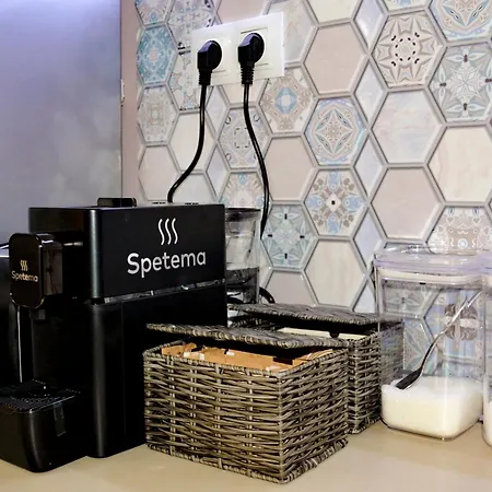 Location !!free Parking!! 