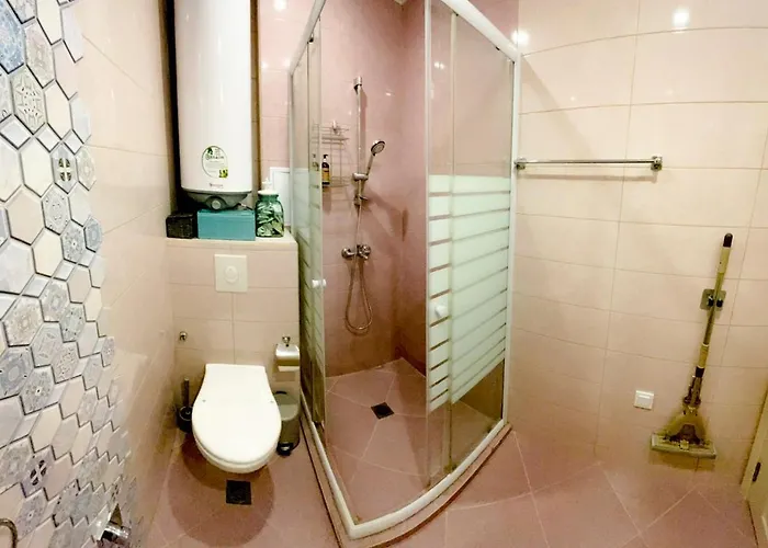 Location !!free Parking!! 