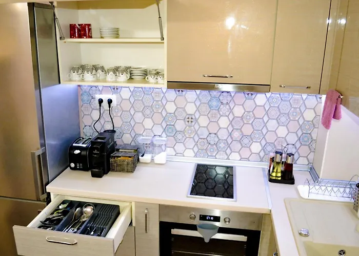 Apartment Location !!free Parking!! 