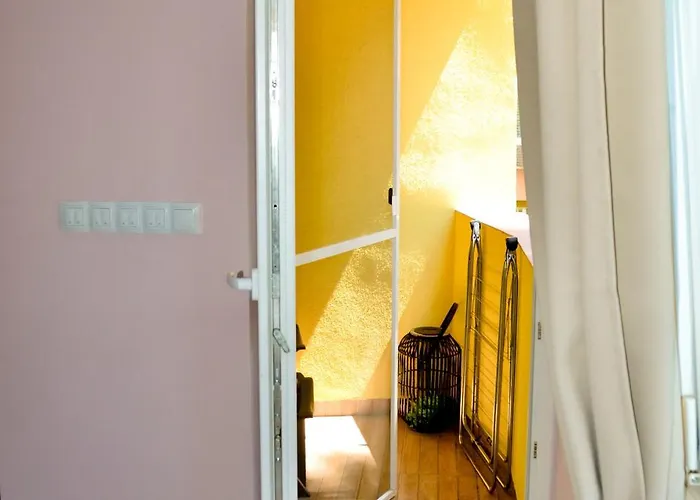 Apartment Location !!free Parking!! 